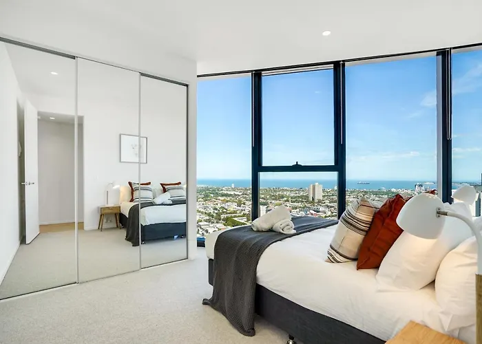 3Br 2Bath, Southbank, Crown, Sea View, Level 39